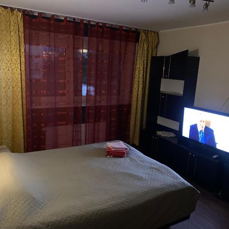 K76 - Very Nice 2-Bedrooms Apartment -2 Big Beds-1 Single Bed Tartu Exterior photo