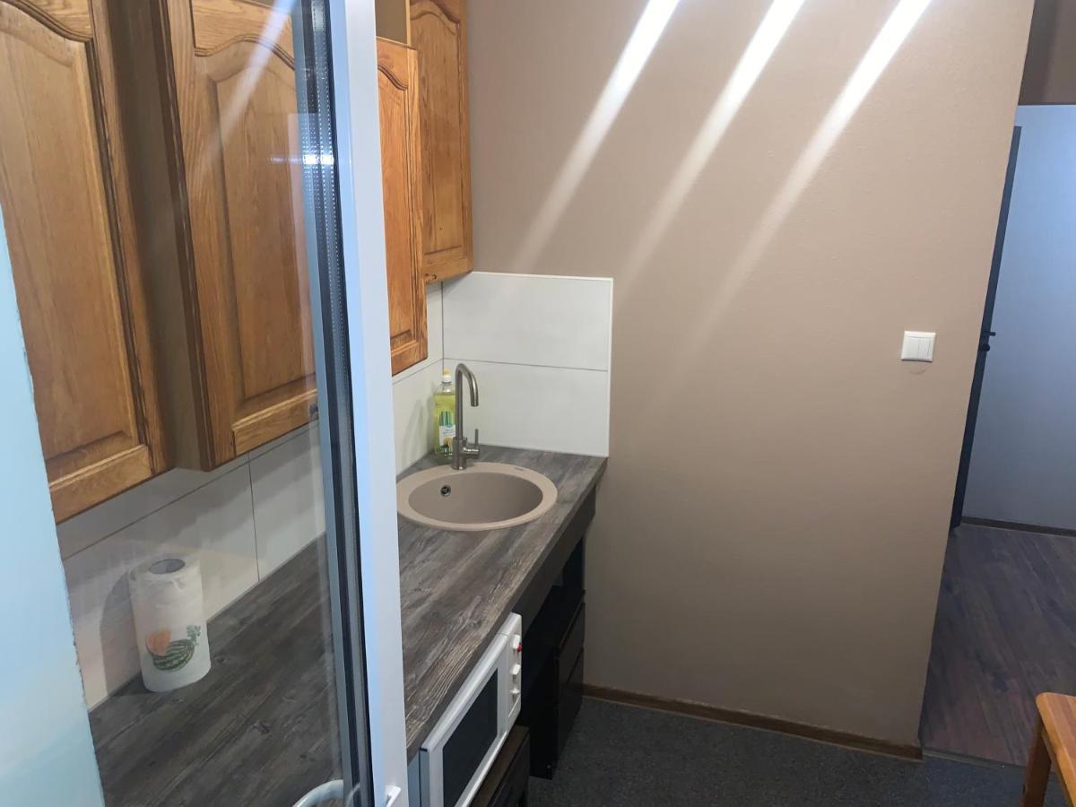 K76 - Very Nice 2-Bedrooms Apartment -2 Big Beds-1 Single Bed Tartu Exterior photo